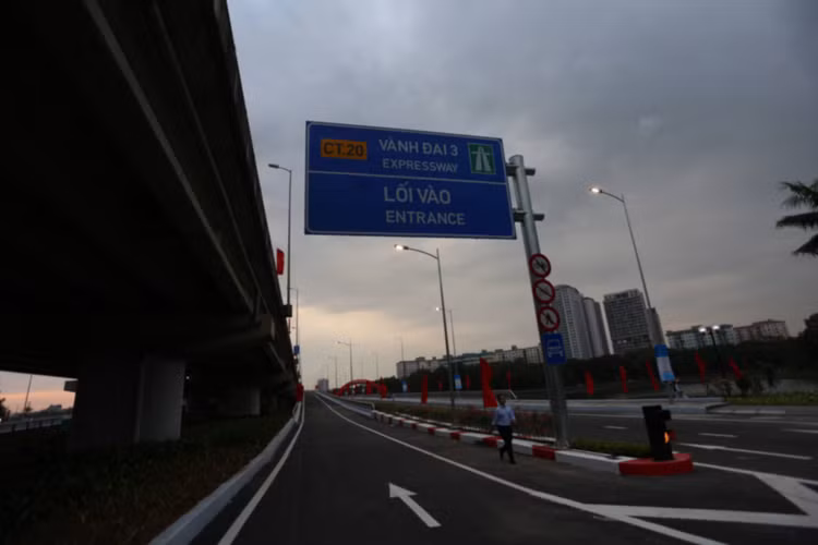 Hà Nội thông xe đường vành đai 3 đi thấp, giải quyết nút thắt Linh Đàm