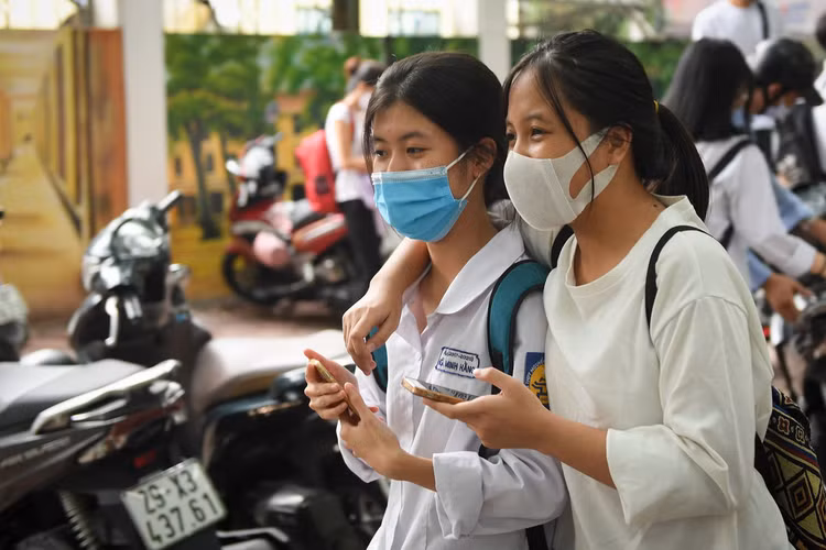 Bày tỏ về trân trọng cuộc sống, thí sinh khen đề Văn hay - 2
