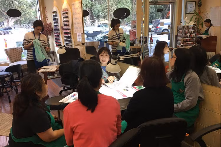nguoi Viet lam nail o My anh 2