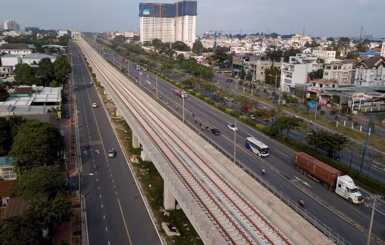 Tuyến Metro số 2 Bến Thành - Tham Lương sau 10 năm triển khai, đến nay vẫn chưa có mặt bằng để bàn giao cho nhà đầu tư. Ảnh: minh họa