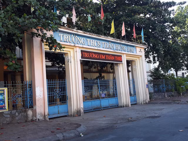  Lộ đề thi, gần 400 học sinh ở Quảng Ngãi phải thi lại - Ảnh 1.