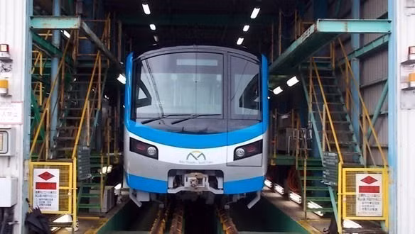 Metro Số 1 'chờ' 100 chuyên gia nước ngoài ảnh 2 Do chuyên gia chưa thể nhập cảnh nên hiện đầu tàu Metro Số 1 vẫn nằm tại nhà máy ở Nhật Bản. Ảnh:MAUR.