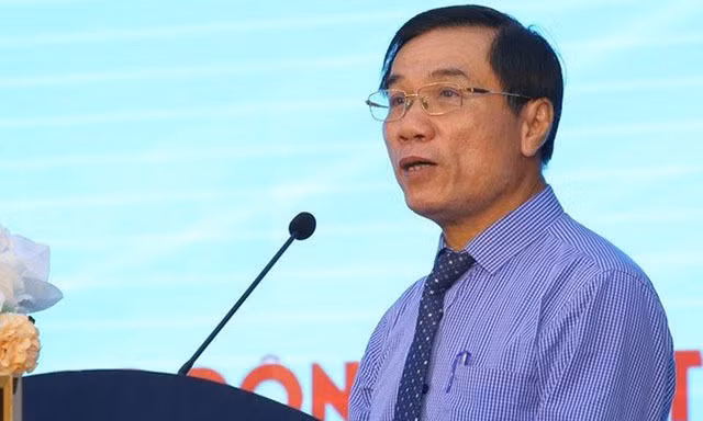 Phó chủ tịch UBND tỉnh Thanh Hóa bị cảnh cáo ảnh 1 Phó chủ tịch UBND tỉnh Thanh Hoá Phạm Đăng Quyền vừa bị kỷ luật cảnh cáo. Ảnh: Lam Sơn.