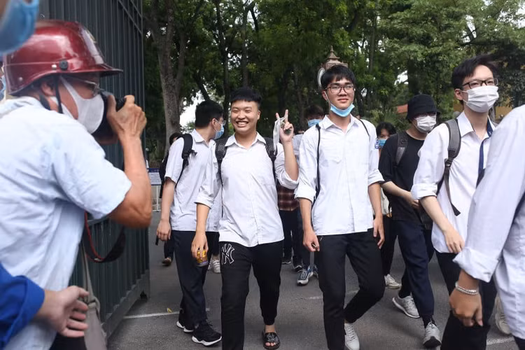 Bày tỏ về trân trọng cuộc sống, thí sinh khen đề Văn hay - 3