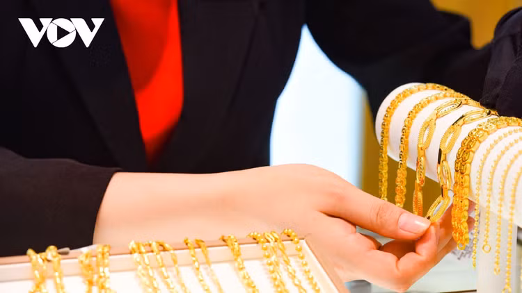 Giá vàng SJC tiếp đà tăng khi vàng thế giới suy giảm ảnh 1 Giá vàng SJC tiếp đà tăng khi vàng thế giới suy giảm ảnh 1