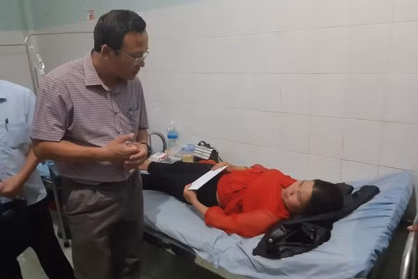 Tai nạn xe khách 5 người chết, phụ xe dương tính với ma túy