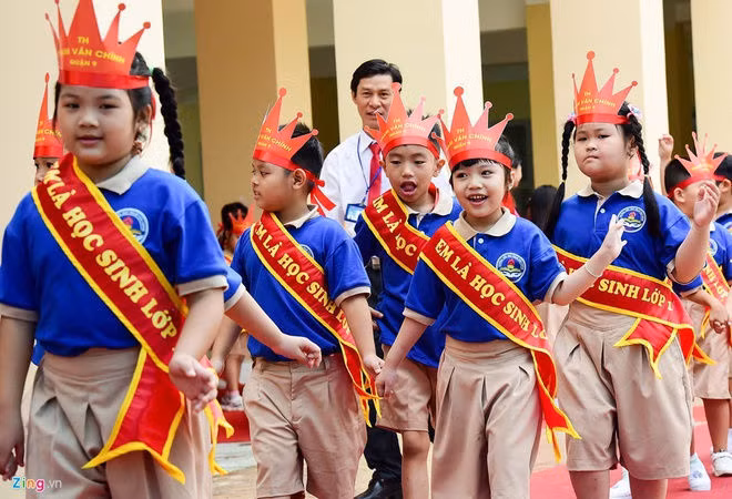 TP.HCM khai giang anh 1