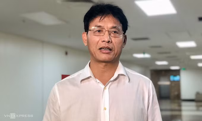 Ngành thuế không nắm số dư, giao dịch ngân hàng của mọi người dân ảnh 1 Ông Đặng Ngọc Minh trong một lần trao đổi với báo chí. Ảnh: VnExpress.