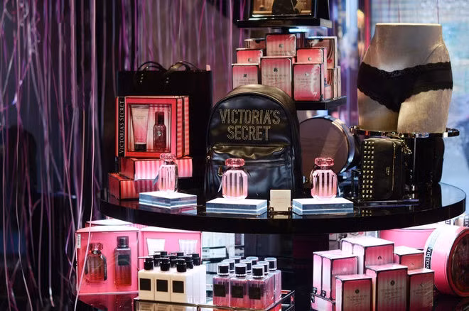 Victoria's Secret pha san anh 1