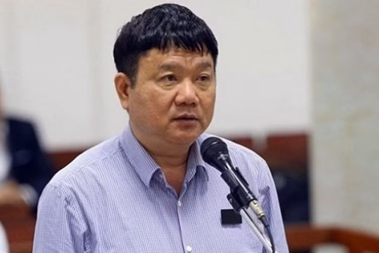 Giúp Út ‘trọc’ mua quyền thu phí, ông Đinh La Thăng tiếp tục hầu tòa
