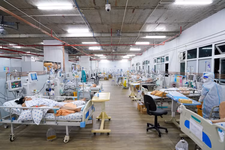 Đại dịch Covid-19 gây ra khủng hoảng, nỗi sợ hãi về y tế, kinh tế, việc làm, đảo lộn cuộc sống.
