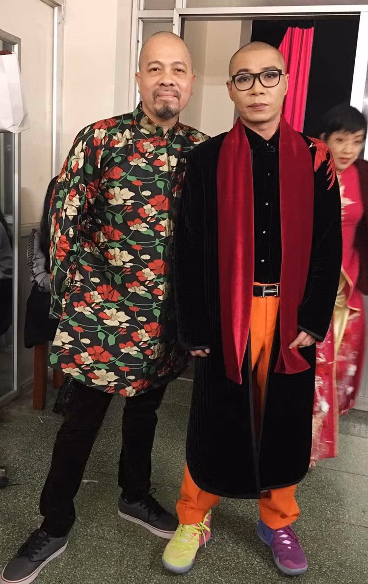 trang-phuc-tao-quan(1).jpg