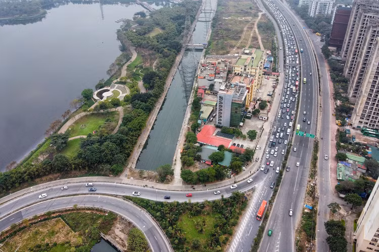 Tac duong cao toc Phap Van anh 3