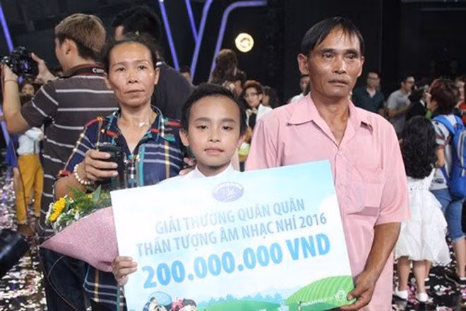 ho-van-cuong-2.jpg