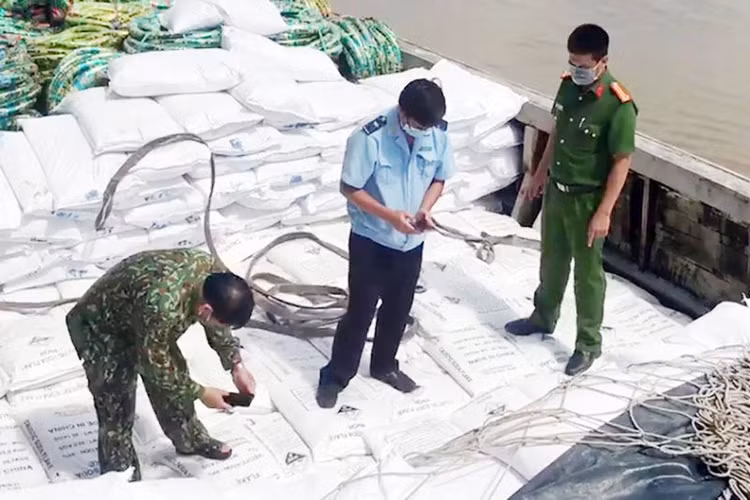 to-cong-tac-lien-nganh-kiem-tra-tang-vat..jpg