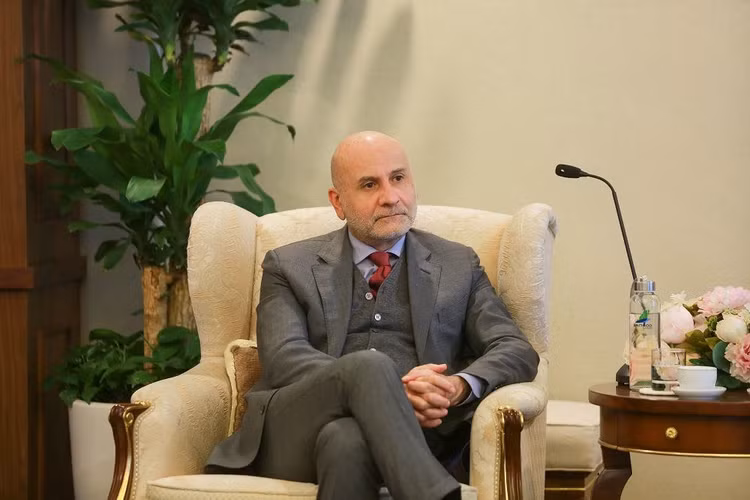 dai-su-y-tai-viet-nam-ong-antonio-alessandro.jpg