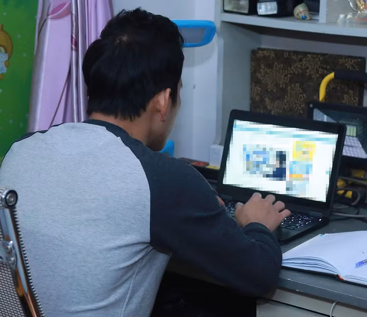 Lừa đảo đang gia tăng theo mùa dịch khi người dân sử dụng nhiều hoạt động online, không giao tiếp trực tiếp /// ẢNH: NGỌC THẮNG