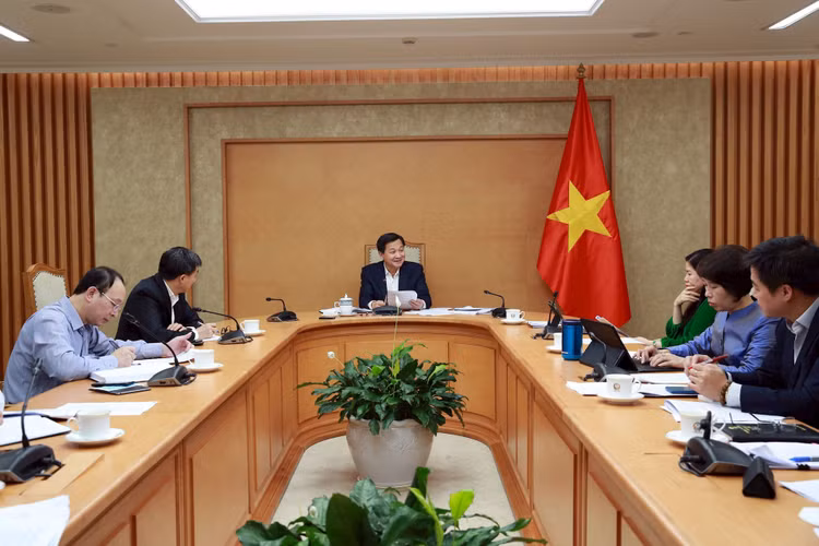 minh-bach-gia-xet-nghem.jpg