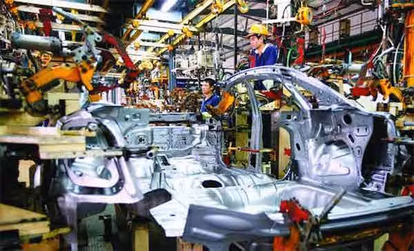 30 năm vẫn ở mức sơ khai, ô tô Việt chờ đến bao giờ