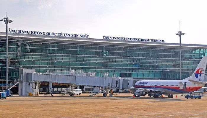 cang-hang-khong-quoc-te-tan-son-nhat.jpg