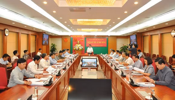 Vinh Phuc phai thu hoi quyet dinh ve cong tac can bo anh 1