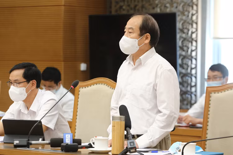 PGS.TS Trần Đắc Phu:Chỉ giãn cách xã hội khi lây nhiễm trong cộng đồng quá mạnh, không phát hiện được nguy cơ, không truy được vết. Ảnh: VGP/Đình Nam