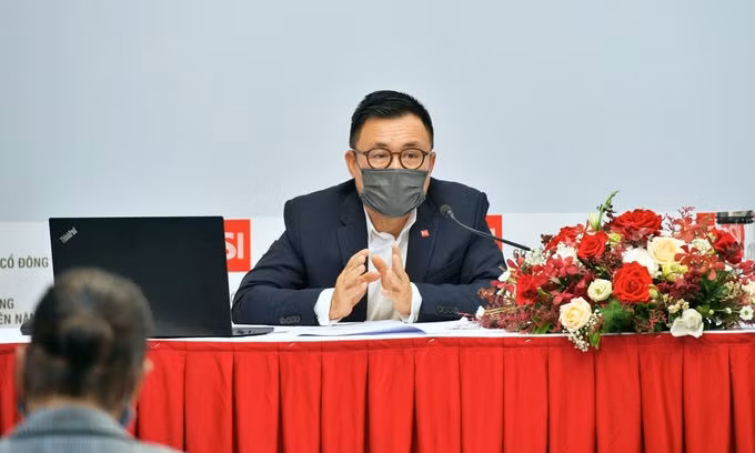 Ông Nguyễn Duy Hưng: Tôi không dùng mạng xã hội tác động thị trường chứng khoán ảnh 1 Ông Nguyễn Duy Hưng tại phiên họp thường niên năm 2021, được tổ chức theo hình thức bán trực tuyến chiều ngày 22/5. Ảnh: SSI.