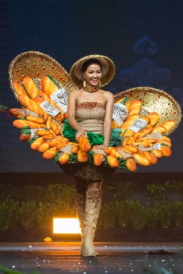 trang-phuc-banh-mi-2.jpg