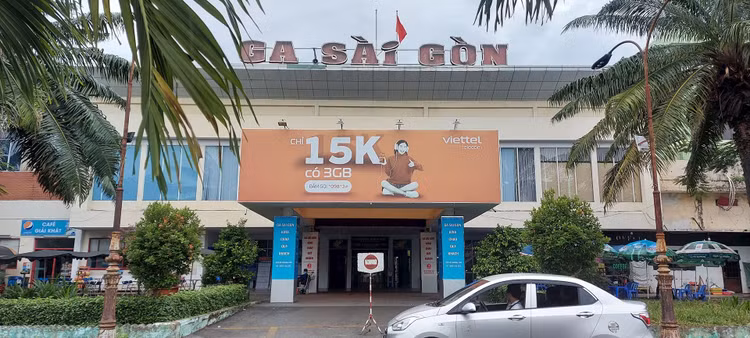 ga-sai-gon-vang-ve-la-thuong.jpg