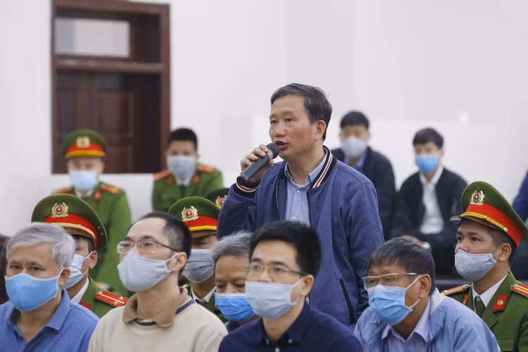 Xet xu Dinh La Thang anh 3