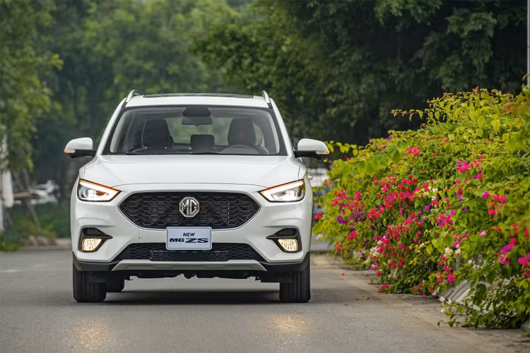 Chi tiết MG ZS 2021 giá từ 569 triệu đồng tại Việt Nam ảnh 1