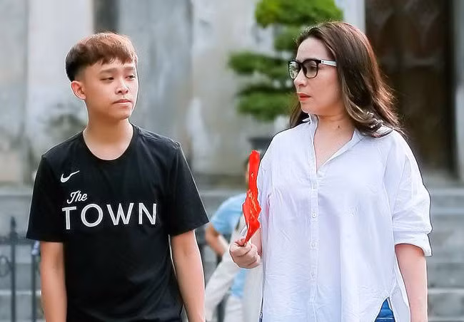 moi quan he Phi Nhung va Ho Van Cuong anh 1