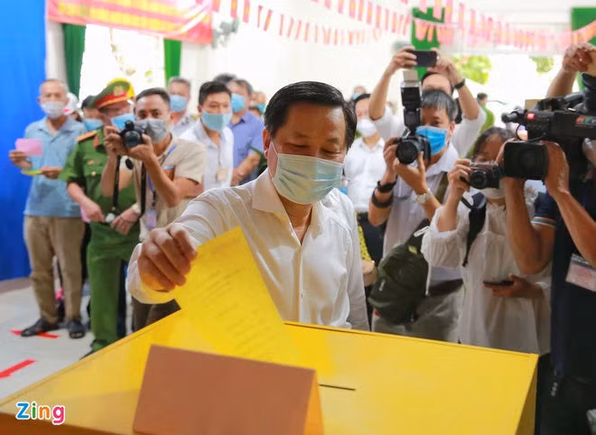 bau cu dai bieu Quoc hoi va HDND anh 30