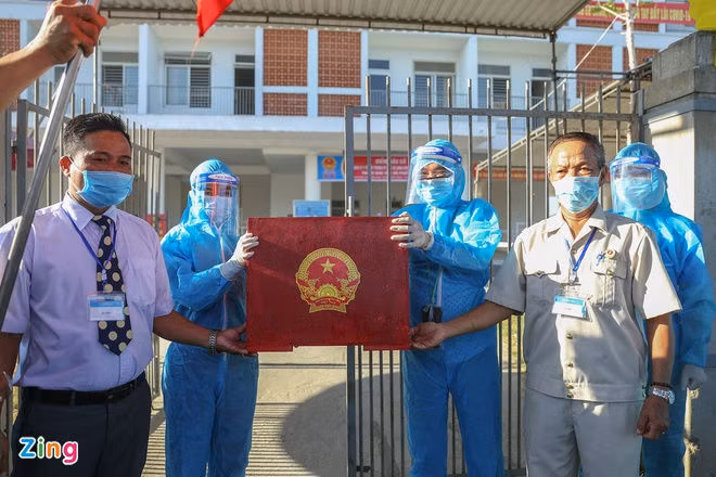 bau cu dai bieu Quoc hoi va HDND anh 32