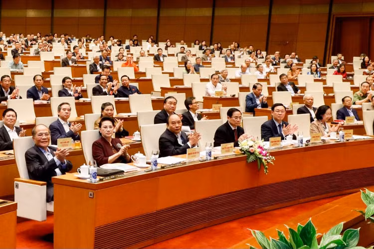 Năm Ủy viên Bộ Chính trị quán triệt Nghị quyết Đại hội XIII đến hàng triệu đảng viên