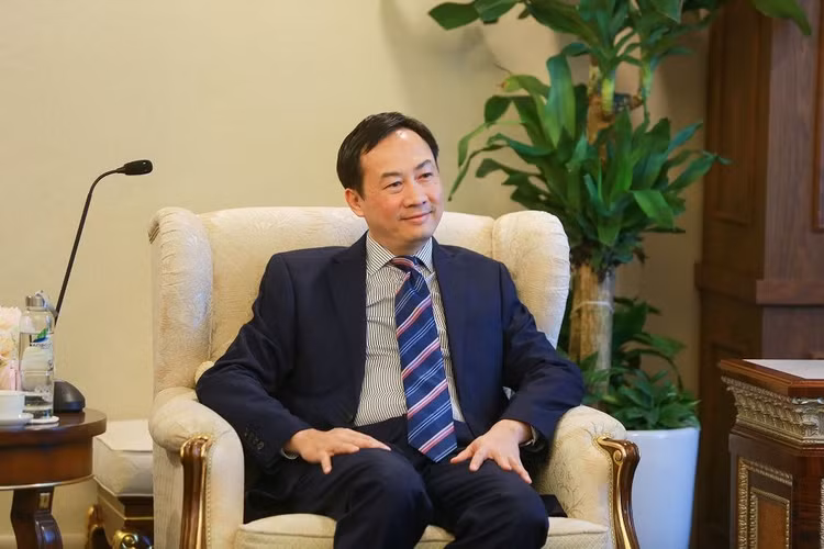 dai-su-dac-menh-toan-quyen-viet-nam-tai-y-kiem-nhiem-cyprus-malta-san-marino-nhiem-ky-2022-2025-ong-duong-hai-hung.jpg