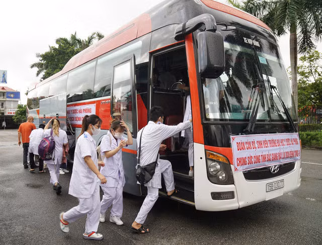 Tấm lòng ấm áp từ mọi miền tổ quốc sẻ chia cùng Bắc Giang