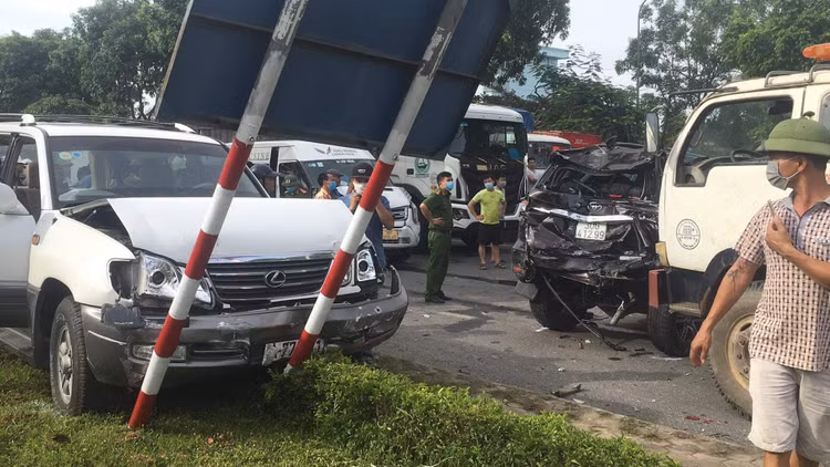 tai nan lien hoan quoc lo 1 anh 1