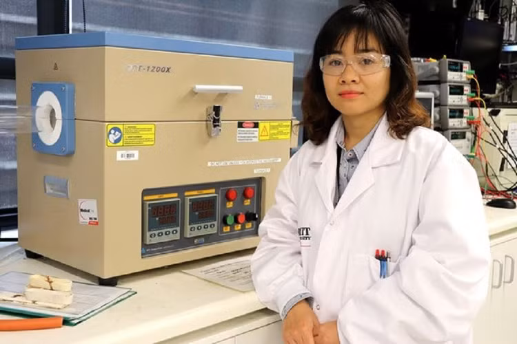 quynh-nguyen.jpg