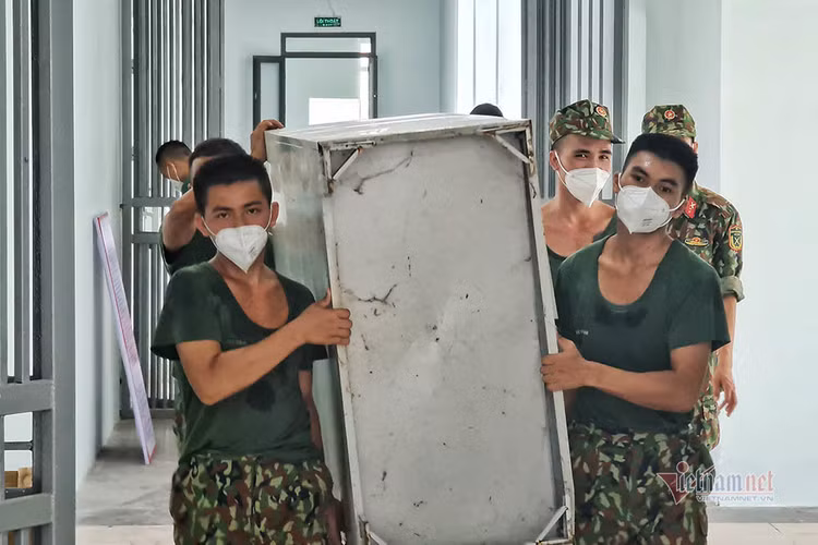 Bên trong trung tâm hồi sức lớn nhất miền Bắc trước giờ đón bệnh nhân Covid-19