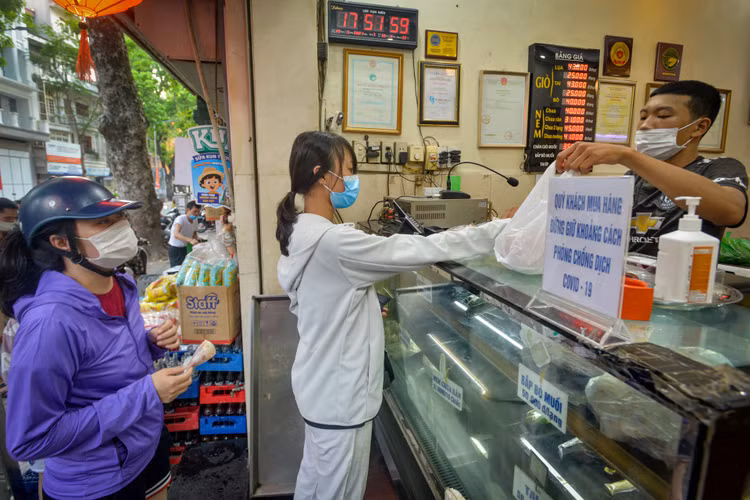 hang ban mang ve o Ha Noi mua dich anh 4