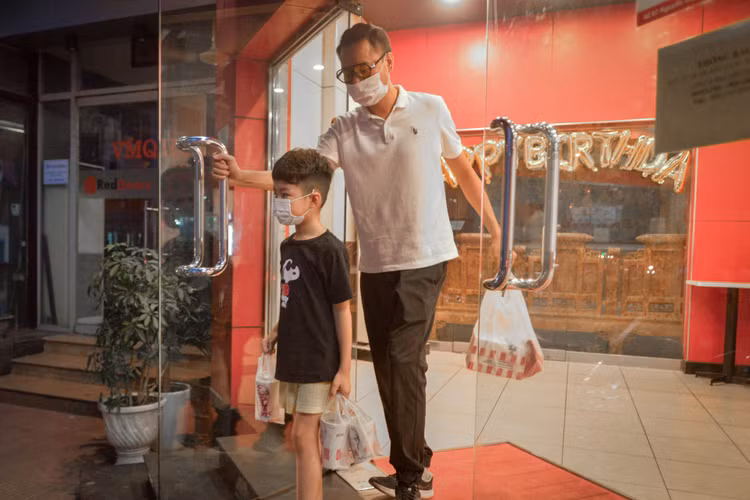 hang ban mang ve o Ha Noi mua dich anh 13