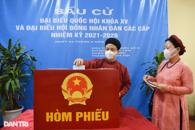Toàn cảnh 69 triệu cử tri cả nước tham gia Ngày hội non sông - 10