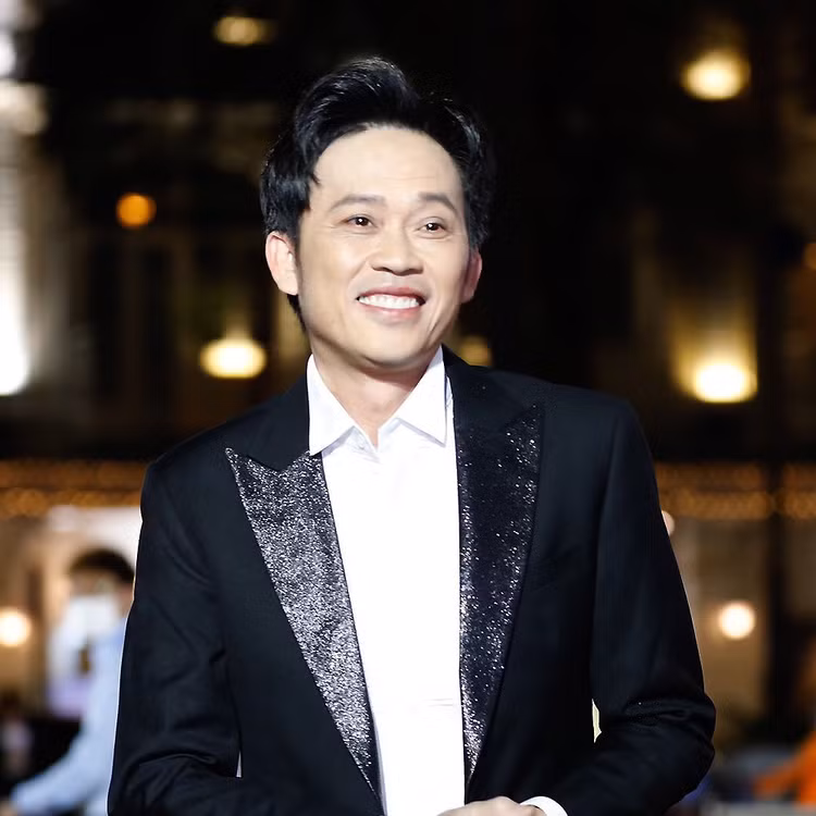 giai ngan voi va Hoai Linh anh 1
