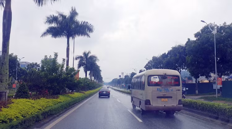 Những tỉnh, thành nào lại dừng hoạt động vận tải hành khách? - 1