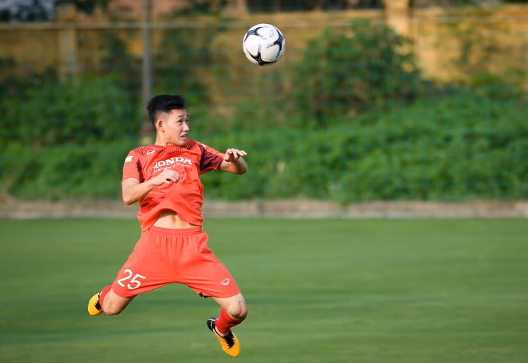 Tuyen thu Viet Nam phai cach ly them 7 ngay anh 1