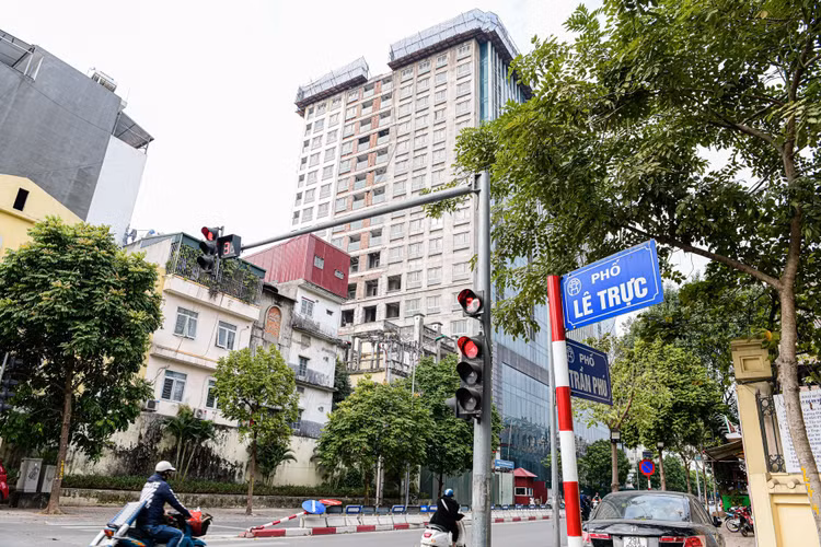 Bi thu Vuong Dinh Hue, ky luat can bo o Ha Noi anh 2