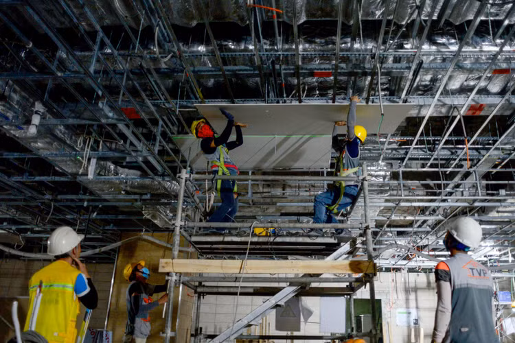 Xâm nhập 2 ga ngầm tuyến metro số 1 - 3