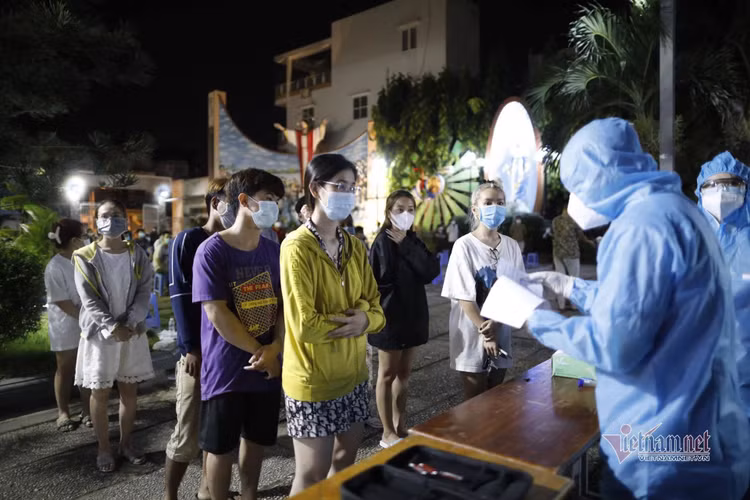 Bài học đắt giá từ ổ dịch liên quan Hội thánh truyền giáo Phục hưng