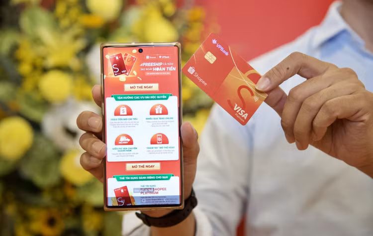 the-vpbank-shopee-2.jpg